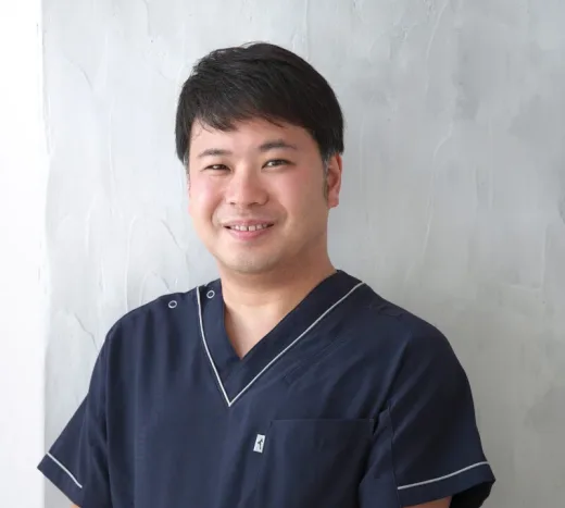 青山 泰之