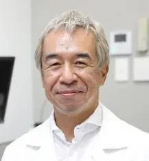 青木 真祐