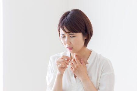 痰がからむ咳が止まらない原因は？熱なしで乾いた咳が長引く病気を解説