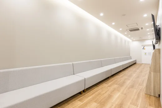 パークタワー西新宿整形外科 骨と股関節のクリニック