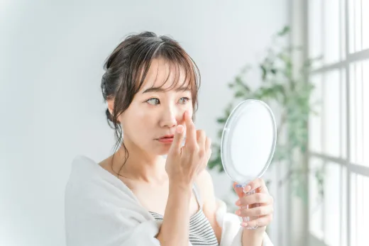 目が赤い・充血する原因とは？ 場所別の見分け方と注意すべき重大な病気のサイン