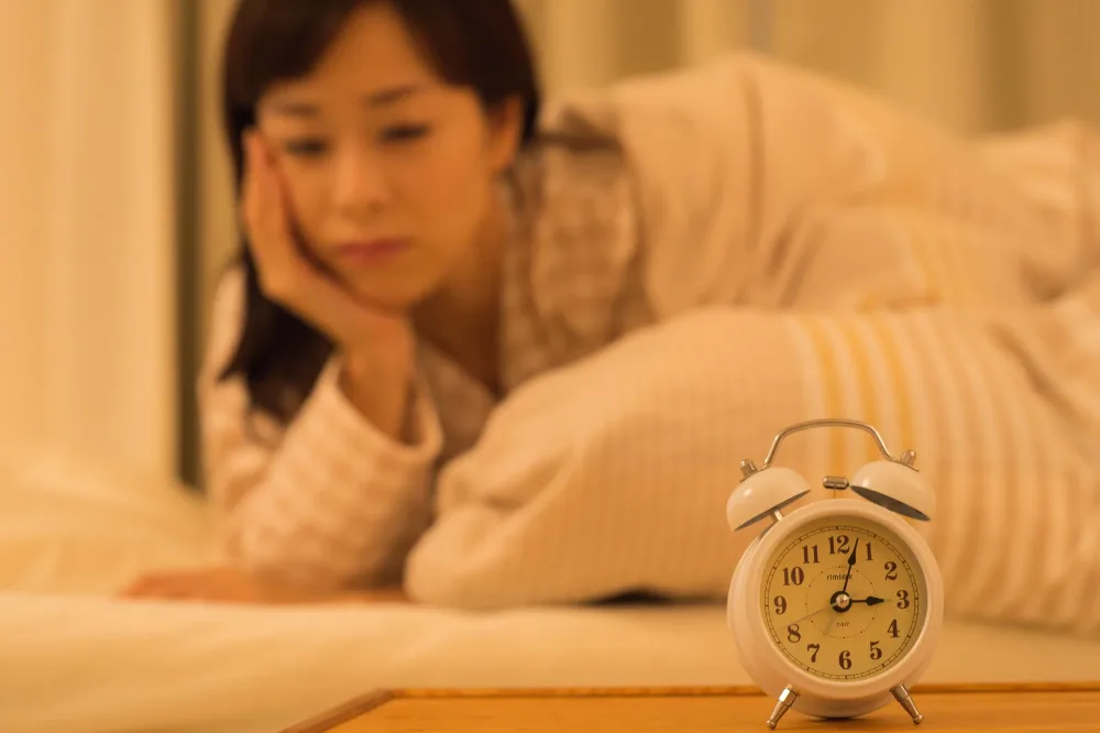 不眠症とは？症状と原因、最新の不眠症治療薬デエビゴの特徴と副作用を解説