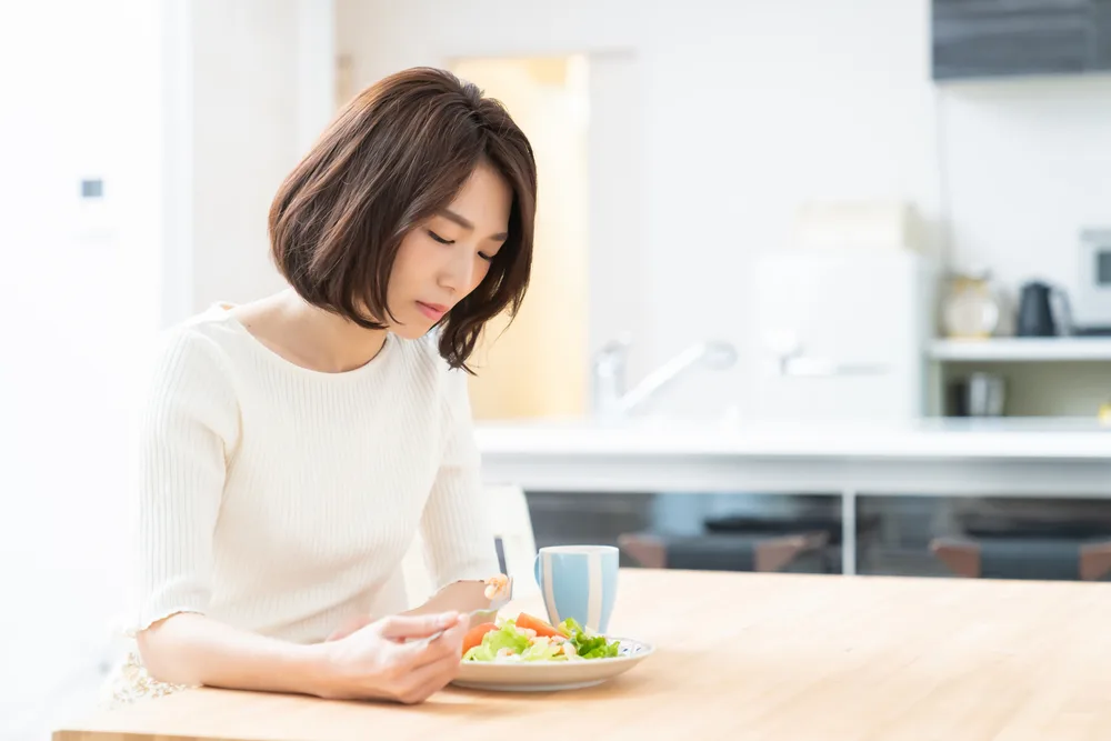 食欲不振とは？お腹が空かない、お腹が空いても食欲がない原因を解説